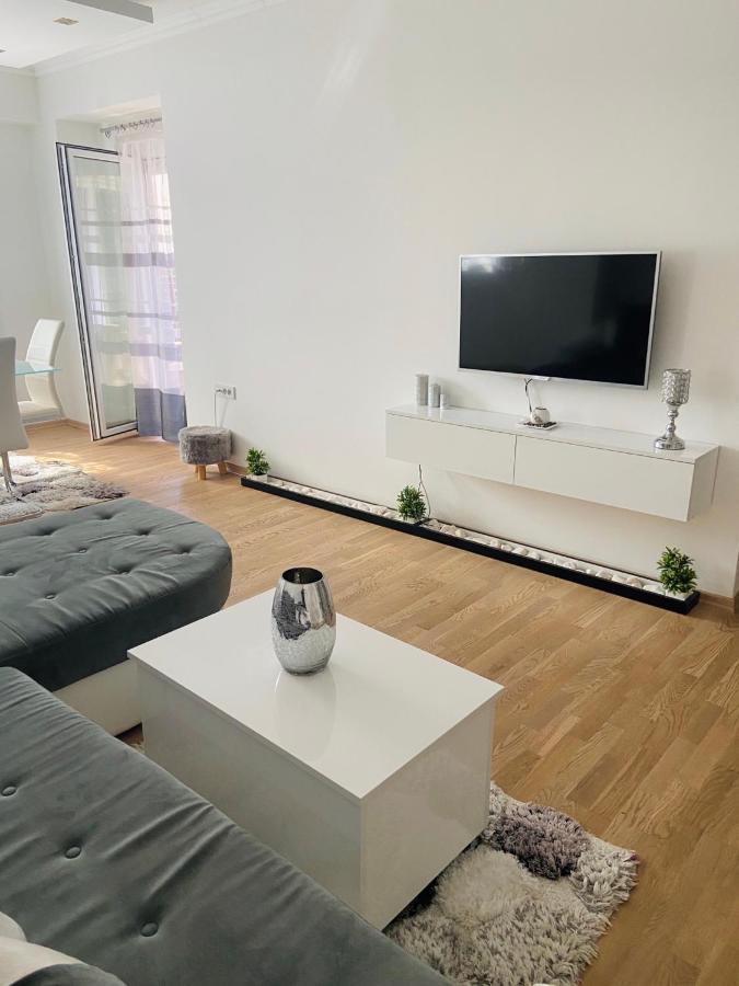Royal King Apartment Kumanovo Exteriör bild
