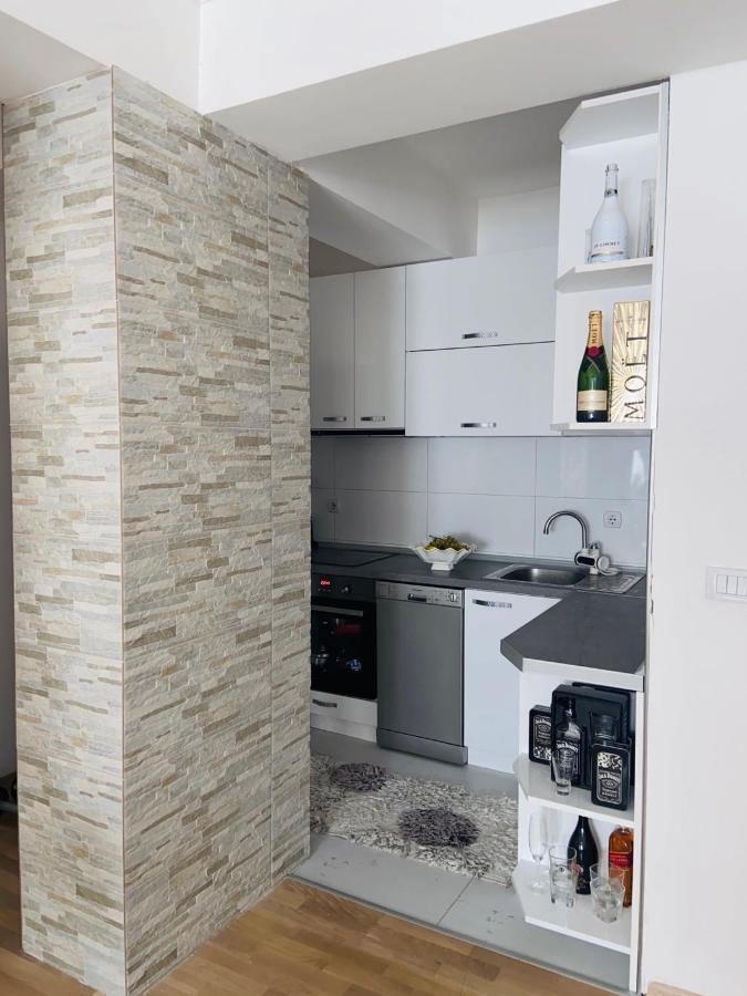Royal King Apartment Kumanovo Exteriör bild